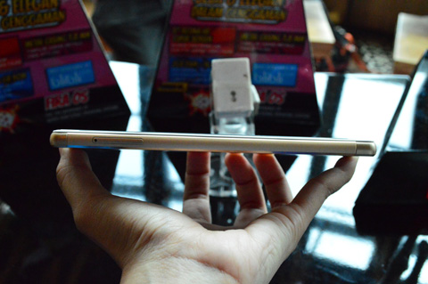 Pengalaman Pertama Menggenggam Polytron Zap 6 Posh  