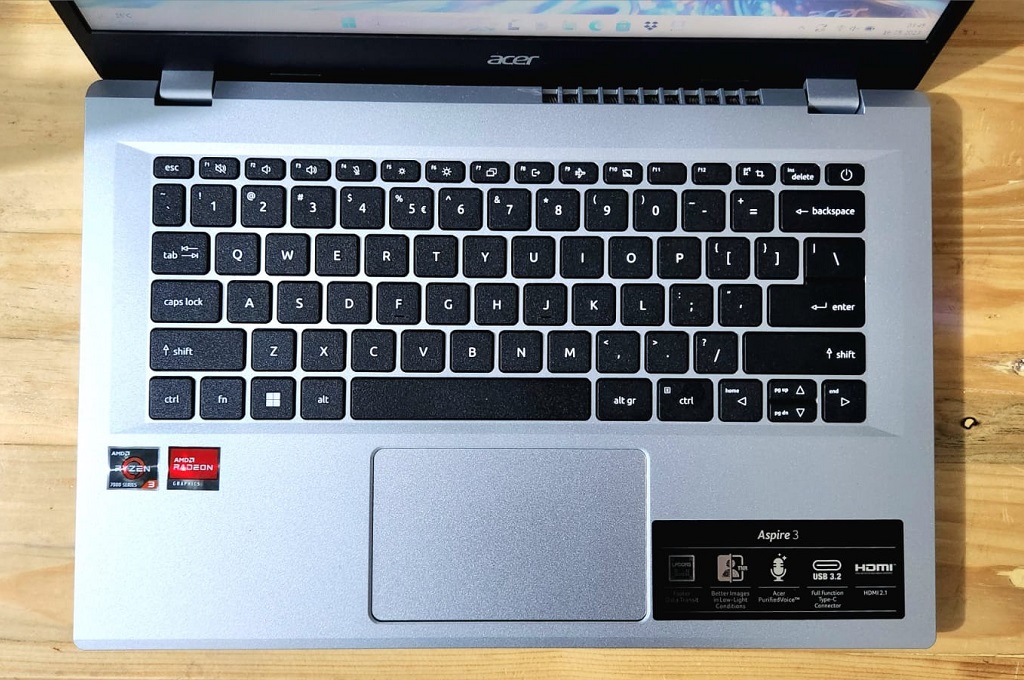Acer Aspire 3 A314, Kurang Puas Soal Layar