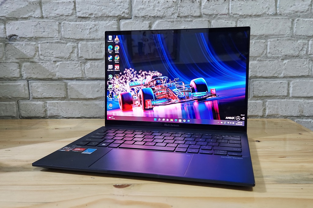 Zenbook 13 s. ZENBOOK s13