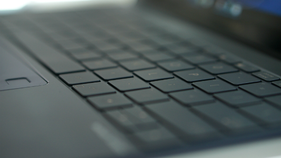Menjajal ASUS ZenBook 3, Sang Penantang Baru MacBook