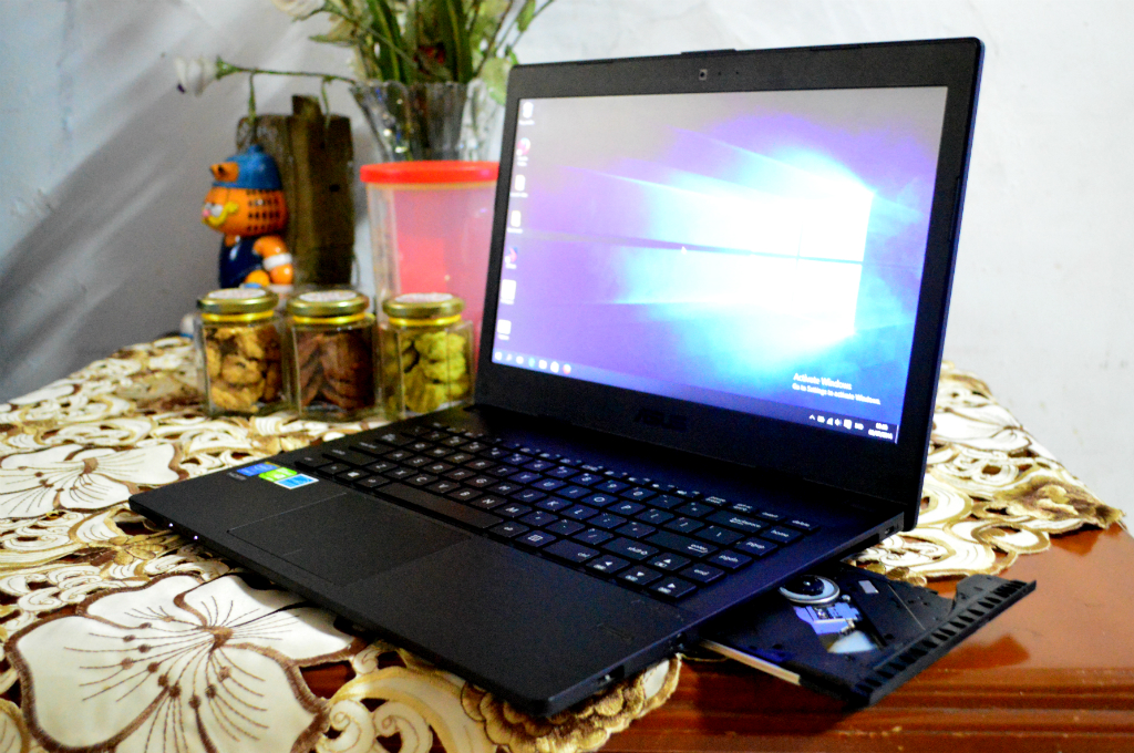 ASUSPRO P2420LJ, Elegan Luar Dalam