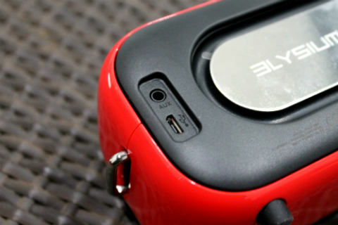 Elysium Iron Mini, Keren via Tampilan Retro