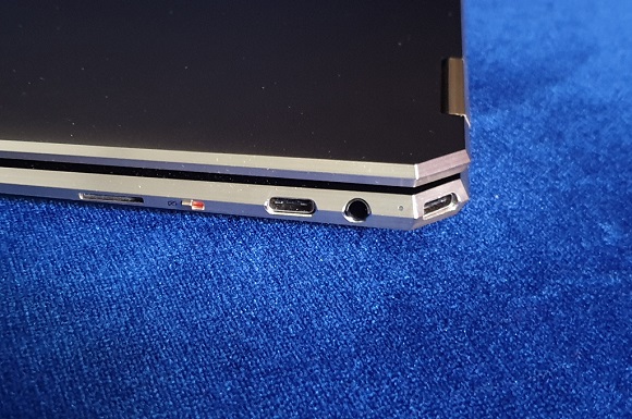 HP Spectre x360 13, Spesial dan Unik
