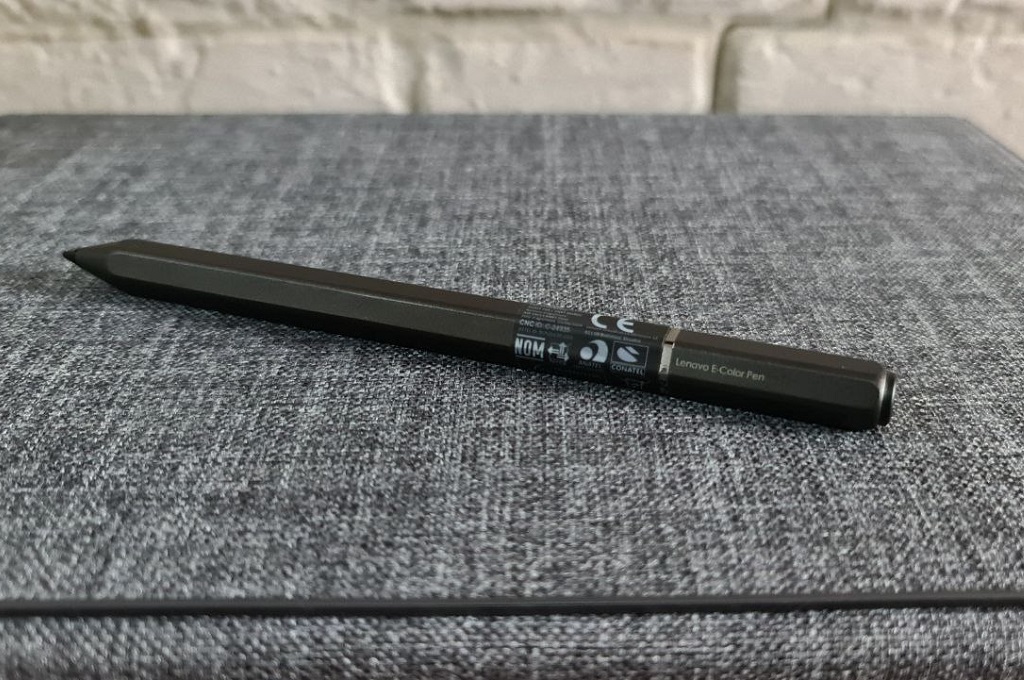 Lenovo Yoga Duet 7i, Ringkas, Bertenaga