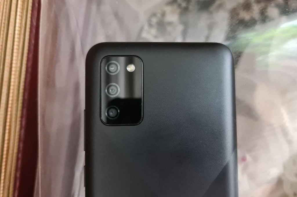 Samsung Galaxy A02s, Terjangkau Cukup Bertenaga