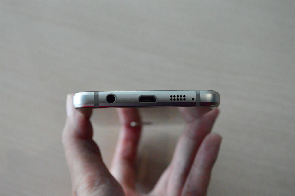 Samsung Galaxy A3 2016 Mungil Menawan