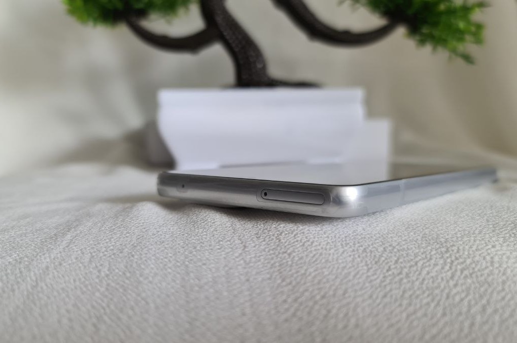 Samsung Galaxy A33 5G, Menawan meski Menengah