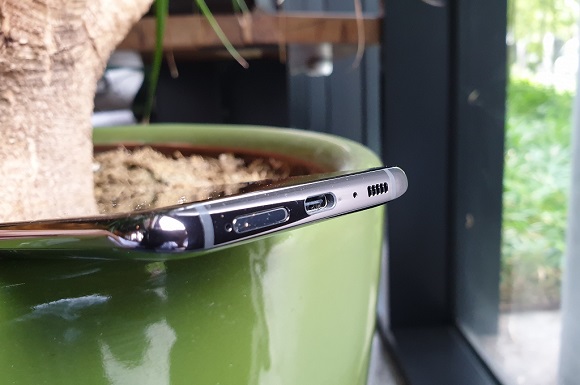 Samsung Galaxy A80, Si Ponsel Berkamera Unik