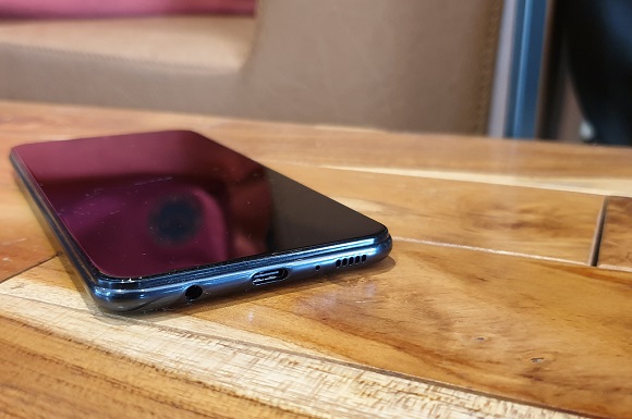 Samsung Galaxy M20, Si Pemula yang Baterainya Luar Biasa