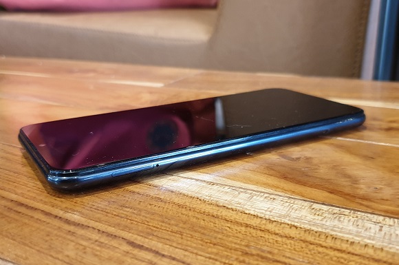Samsung Galaxy M20, Si Pemula yang Baterainya Luar Biasa
