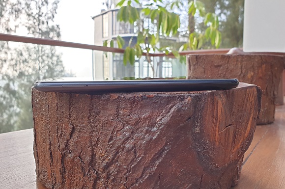 Samsung Galaxy M30, Ponsel Berbaterai Andal