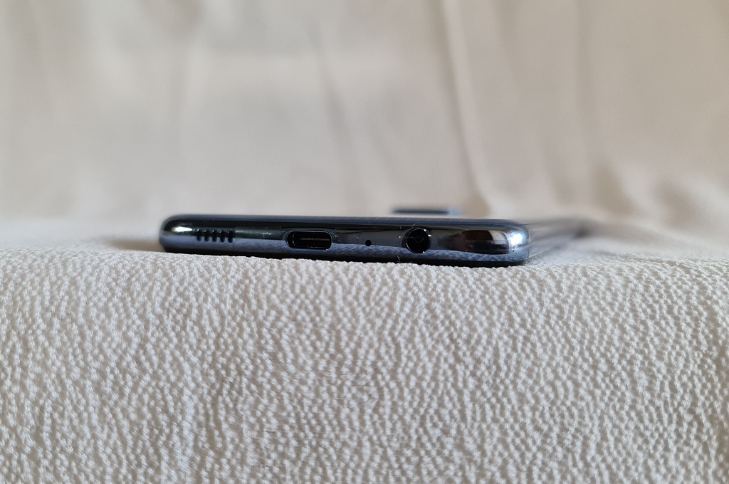 Samsung Galaxy M32: Layar Pemanja Mata