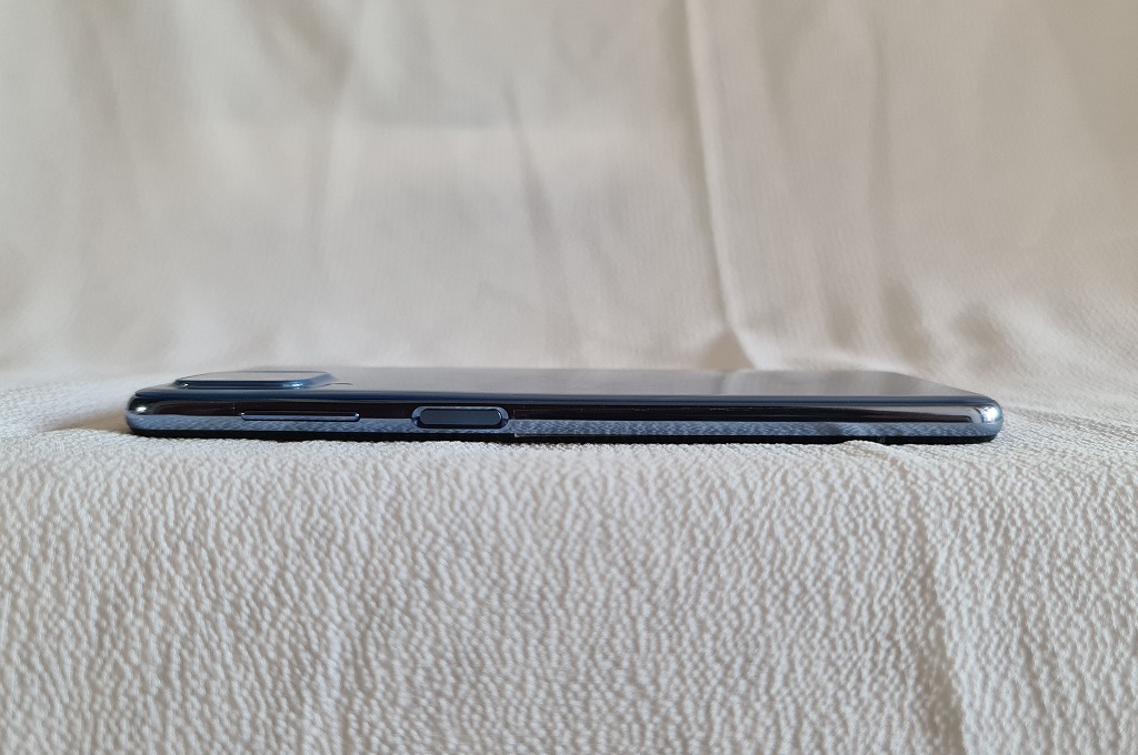 Samsung Galaxy M32: Layar Pemanja Mata