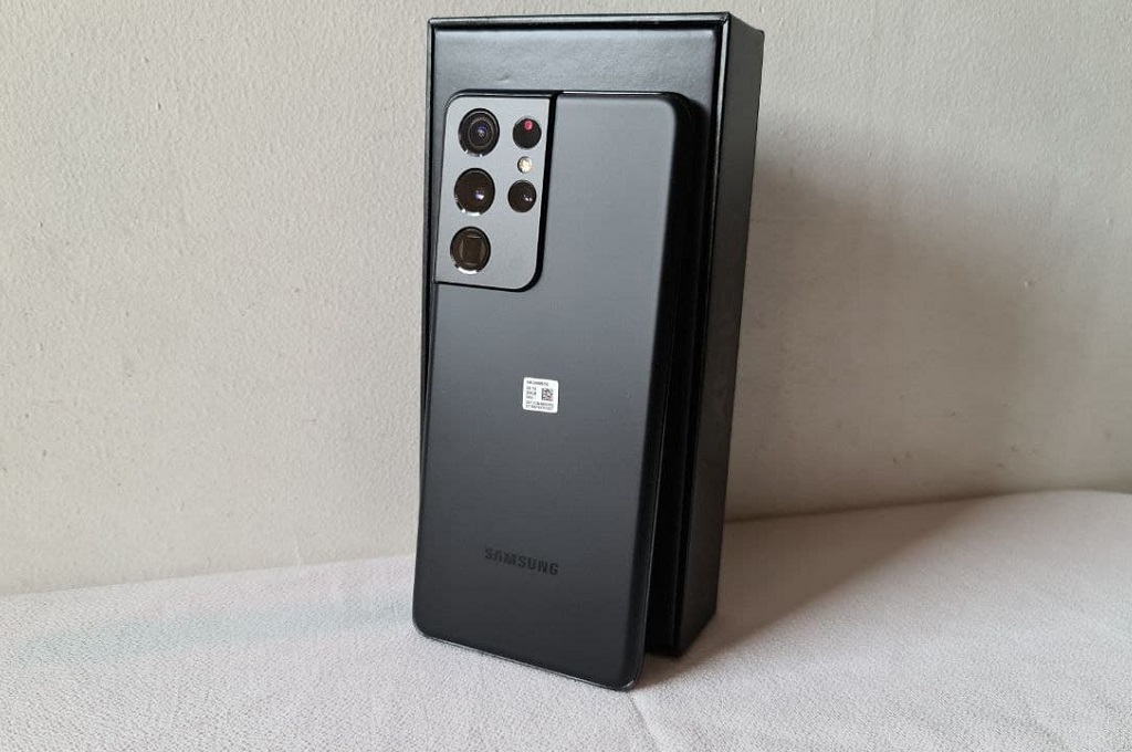 Kesan Pertama Menggenggam Samsung Galaxy S21 Ultra 5G