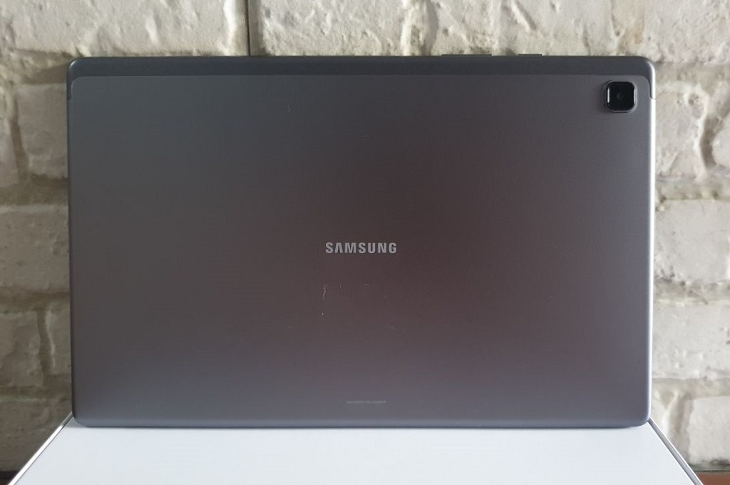 Kesan Menggenggam Samsung Galaxy Tab A7