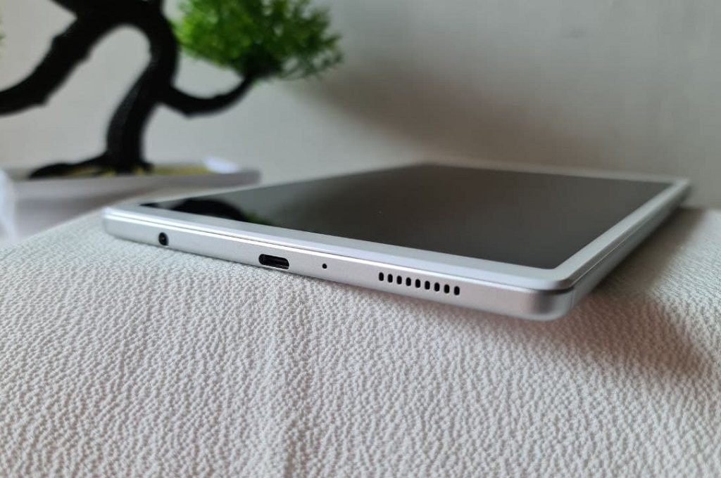 Samsung Galaxy Tab A7 Lite, Mungil Bersahabat