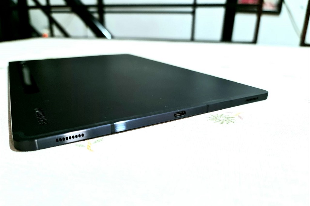 Samsung Galaxy Tab S7+, Besar Bermanfaat