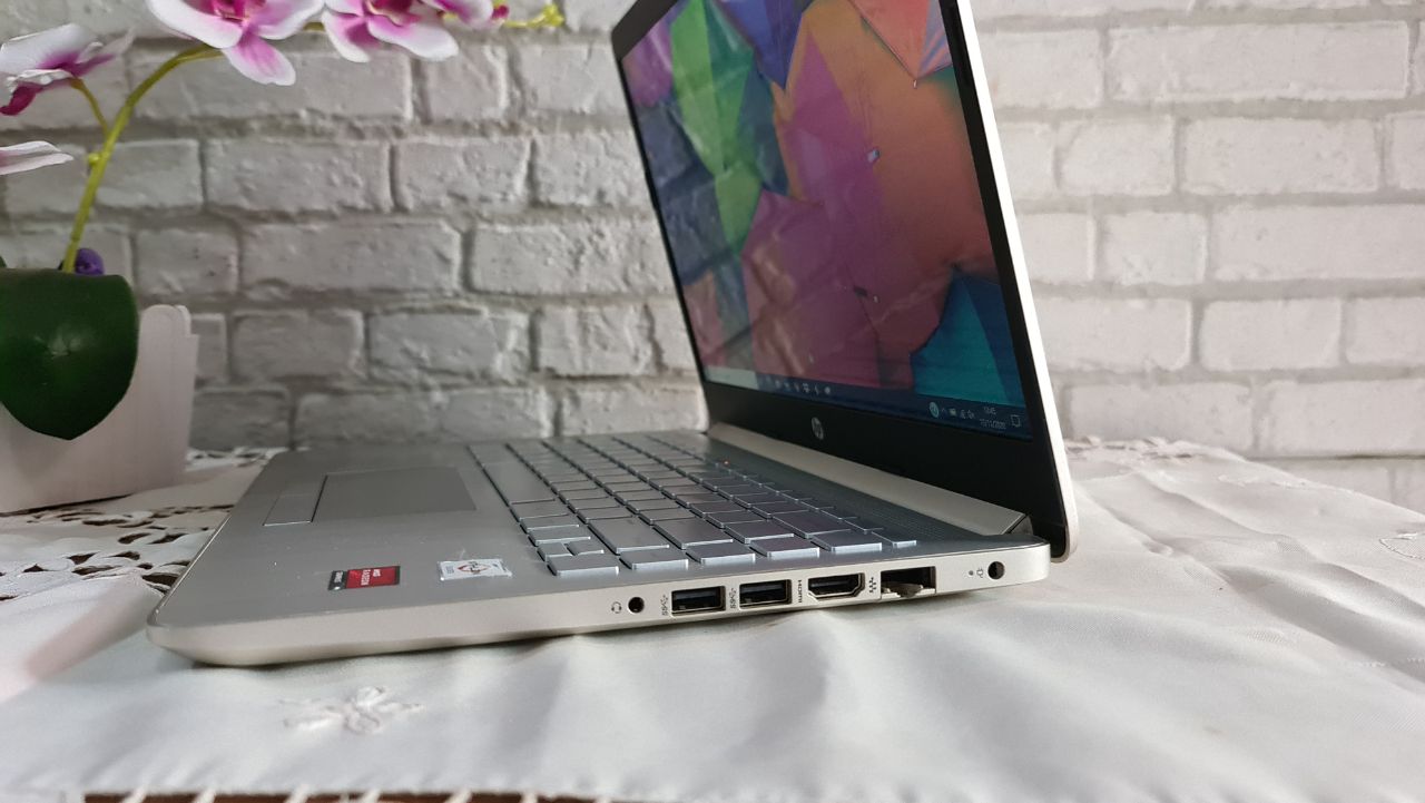HP 14 DK1002AU, Laptop Terjangkau Mumpuni untuk Sehari-hari