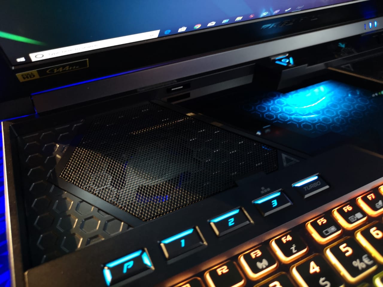 Acer Predator Helios 700 Punya HyperDrift dan MagForce
