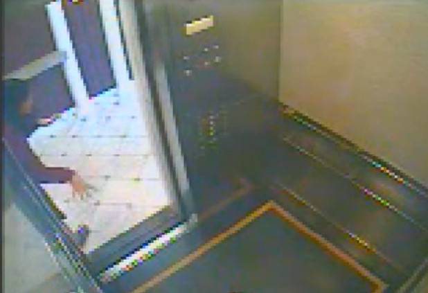 10 Foto Misterius dari Babushka Lady Sampai Kematian Elisa   