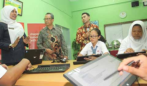 Gandeng SMAN 74 Jakarta, Fujitsu Uji Coba Sistem Pendidikan Digital