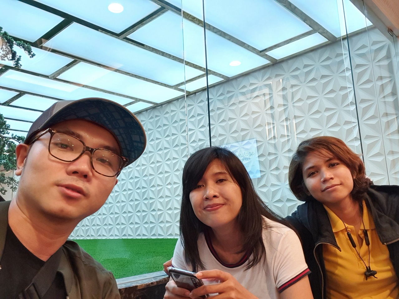 Samsung Galaxy S10 Plus, Serba Bisa
