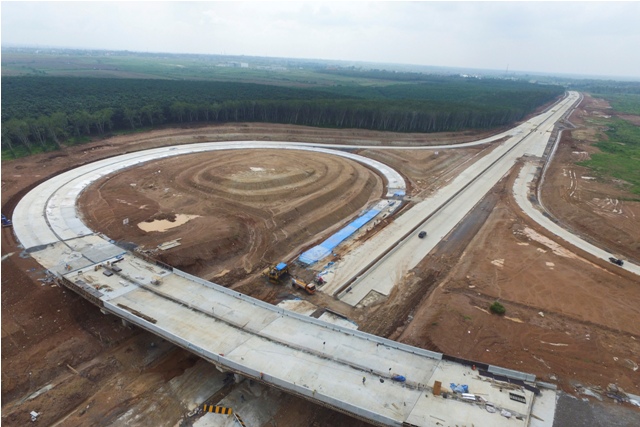 Proyek Tol Mulai Berjalan, Jokowi: Saya Tinggal Tunggu Selesai