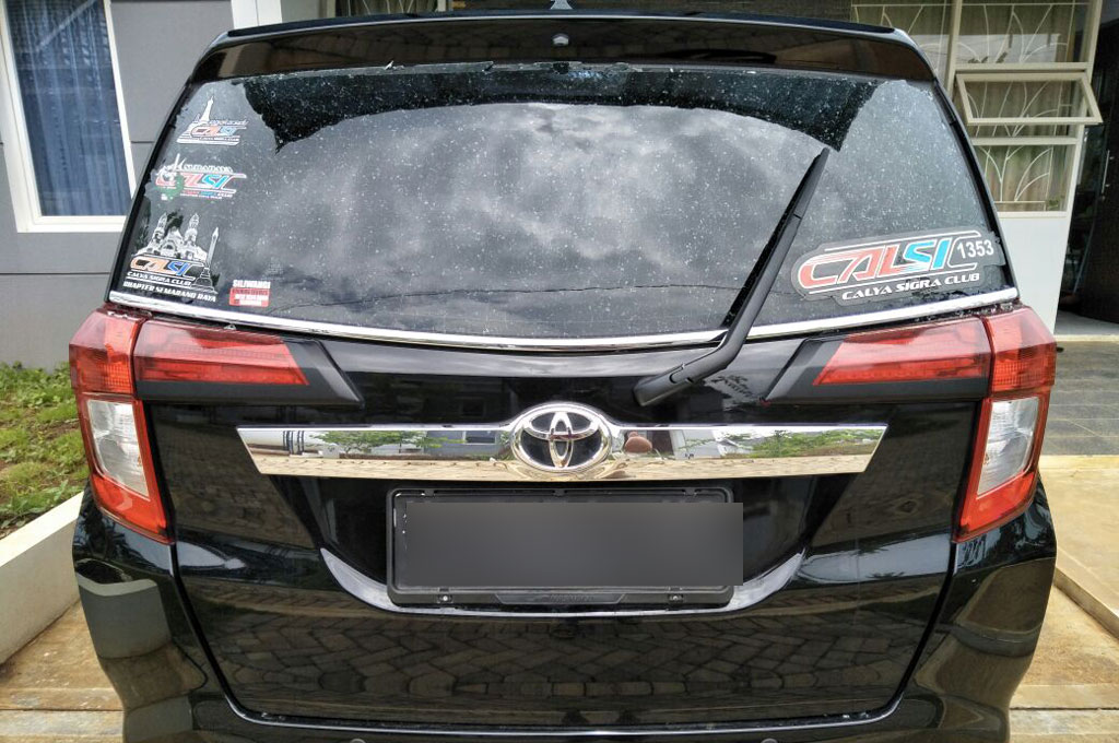 Broomstyle: Ukuran Kaca Belakang Mobil Calya