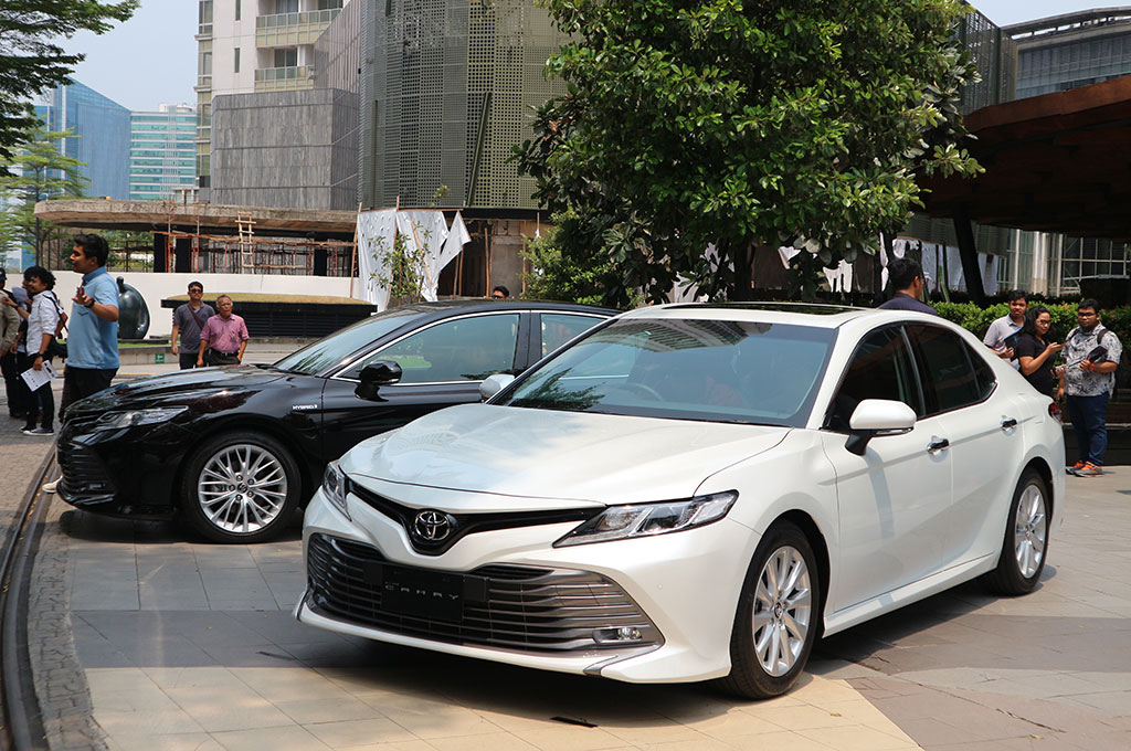 Intip Teknologi dan Fitur All New Toyota Camry?