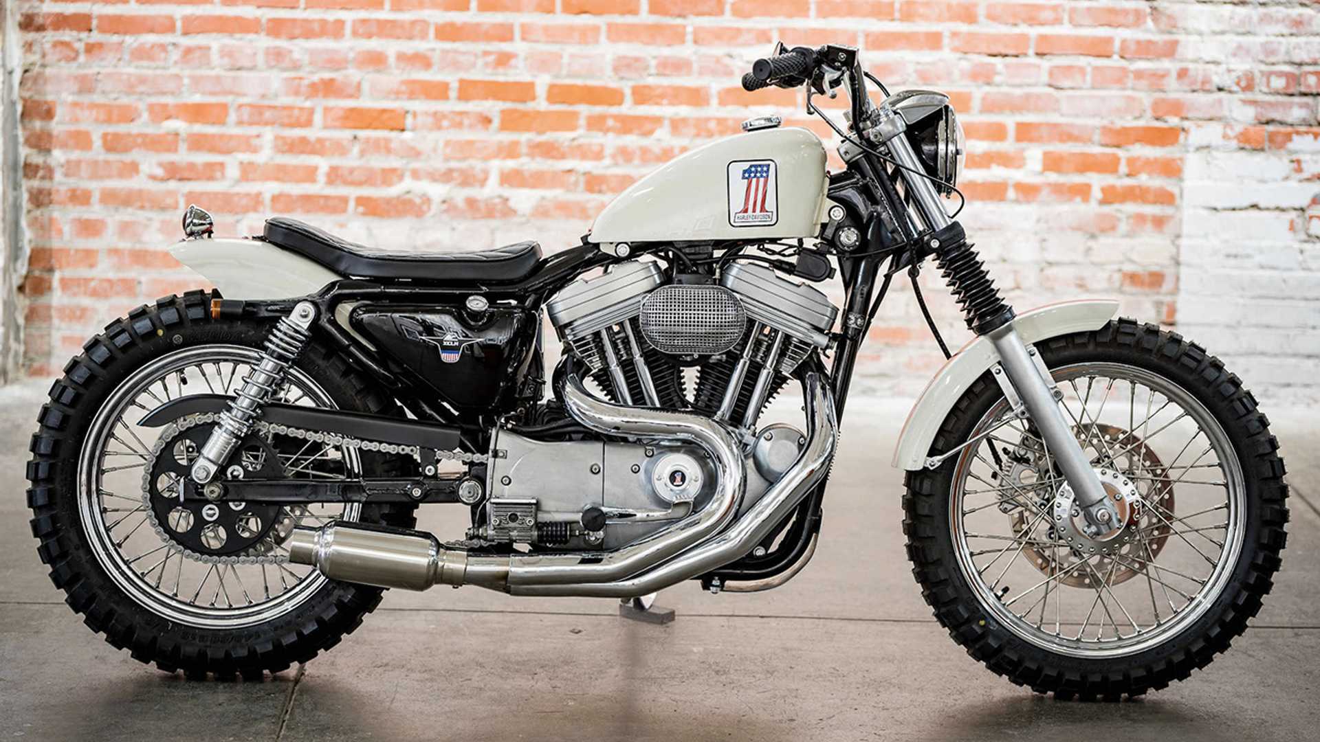 Harley-Davidson Sportster, Jajal Aliran Street Tracker