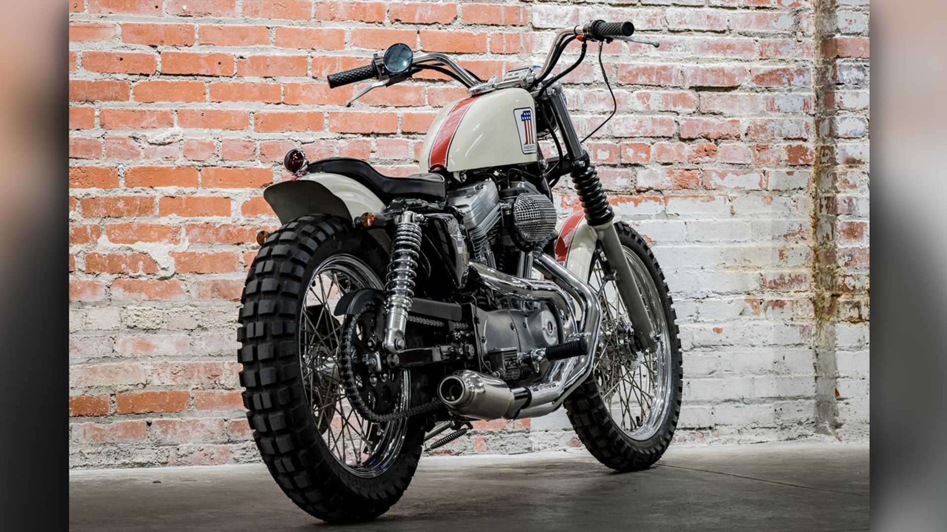 Harley-Davidson Sportster, Jajal Aliran Street Tracker