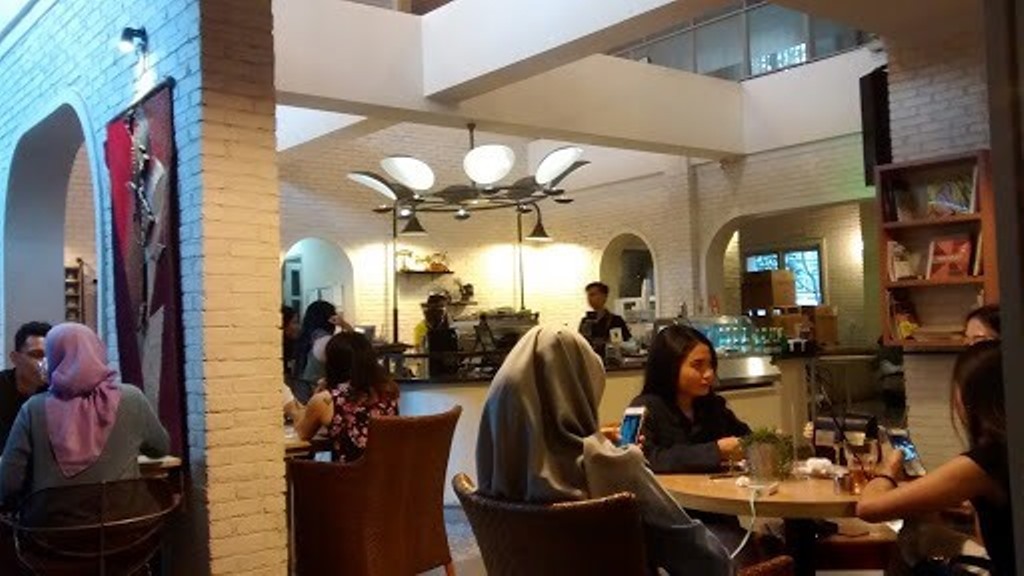 10 Rekomendasi Tempat Nongkrong Malam di Jakarta Selatan
