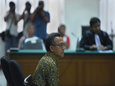 Gatot Pujo dan Evy Didakwa Suap Hakim PTUN Medan USD27 Ribu