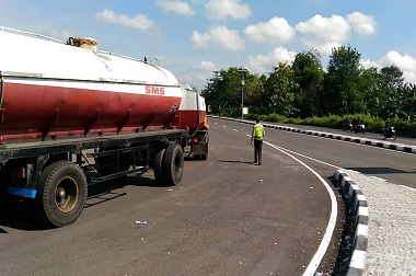 Lima Hari setelah Lebaran, Truk masih Dilarang Masuk Jombang