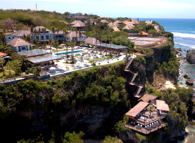Ulu Cliffhouse, Sensasi Liburan yang Anti-Mainstream di Pinggir Tebing Uluwatu