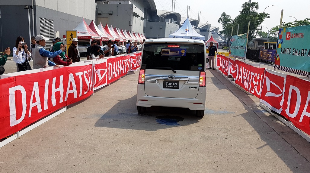 Daihatsu Edukasi Smart Assist Terbaru di GIIAS 2019