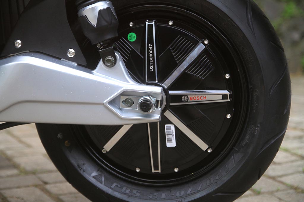United T1800 Si Motor Listrik yang Punya Turbo