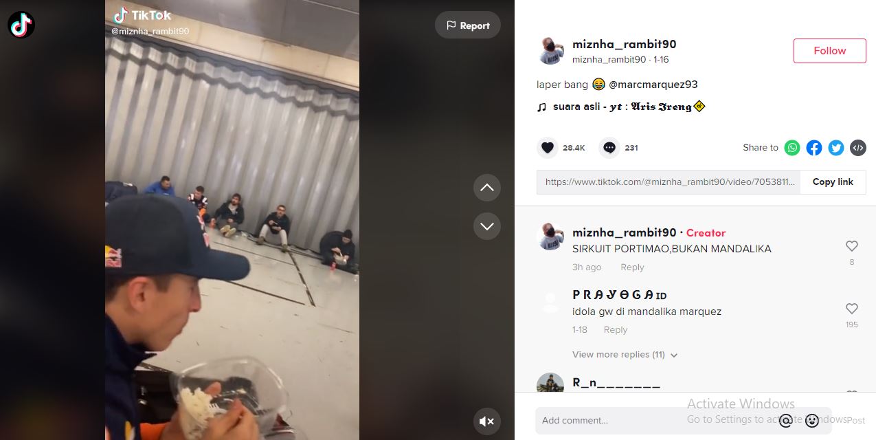 Viral Marc Marquez Makan Nasi Kotak, Netizen: Makan Nasi Uduk