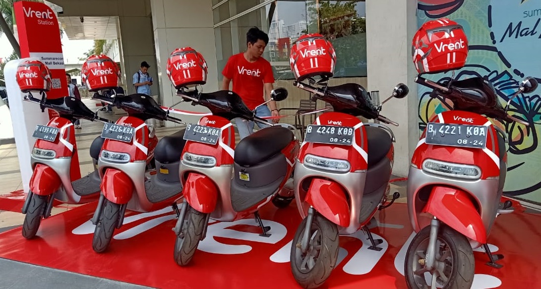 Ingin Coba Naik Motor Listrik Di Jakarta? Sewa Saja