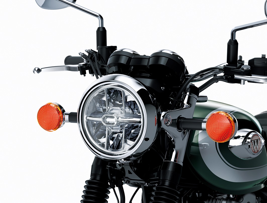 Kawasaki W800 yang Kental Gaya Big Bike Jepang