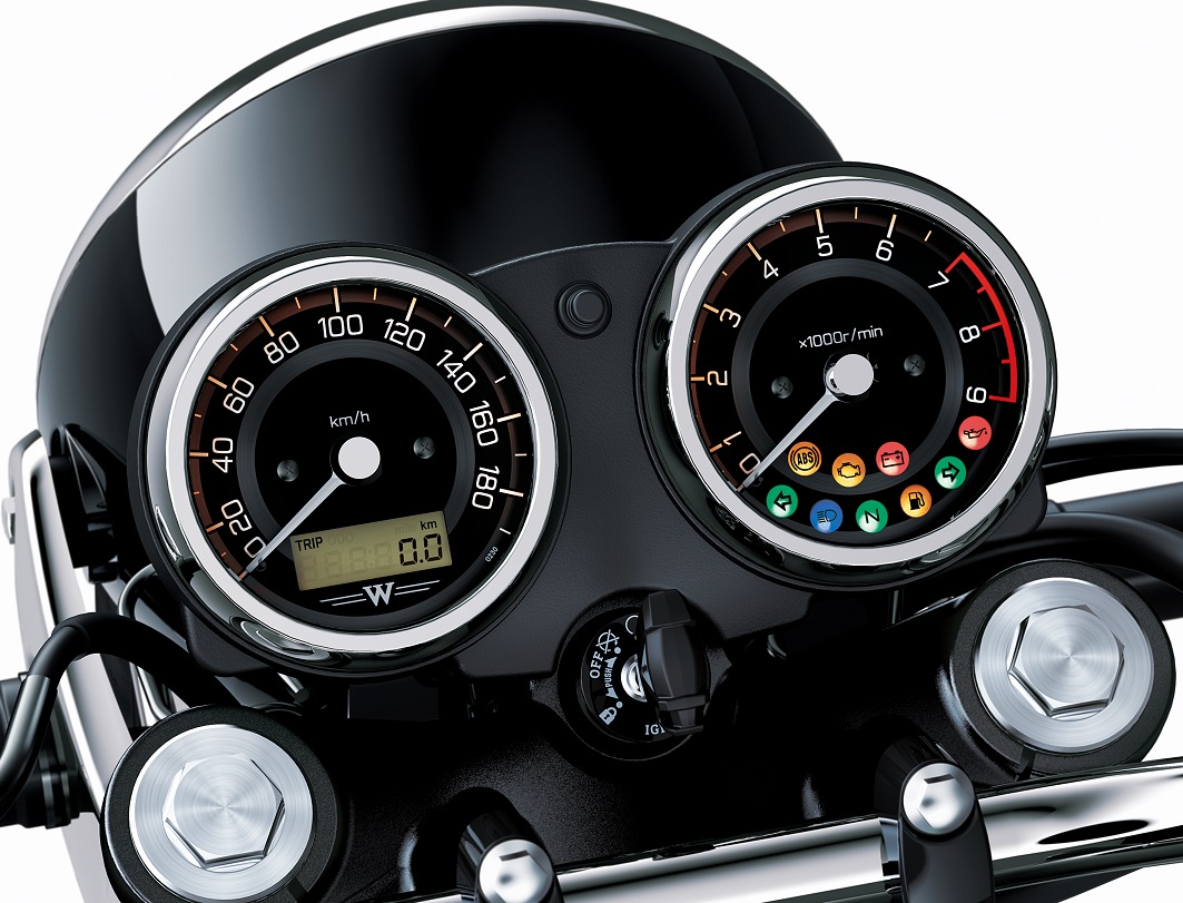 Kawasaki W800 yang Kental Gaya Big Bike Jepang
