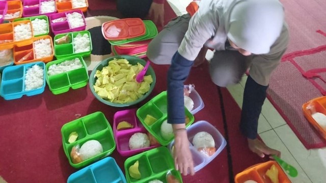 posko pengungsian bencana Semeru