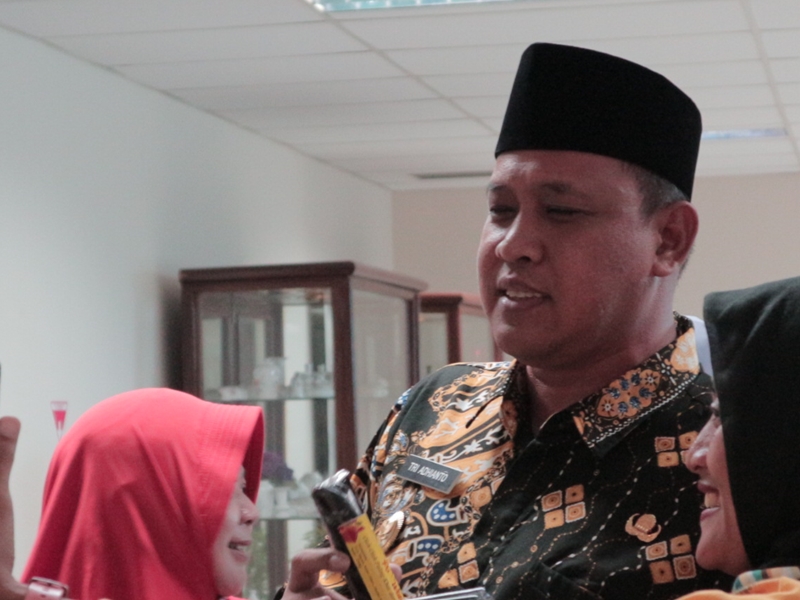 Jomblo Bekasi Menikah Bisa Pesta Kebun Gratis