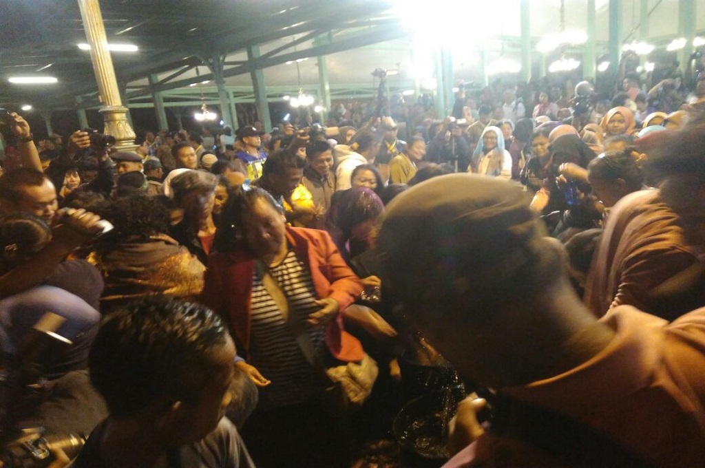 Menteri Susi Ikut Tapa Bisu di Solo