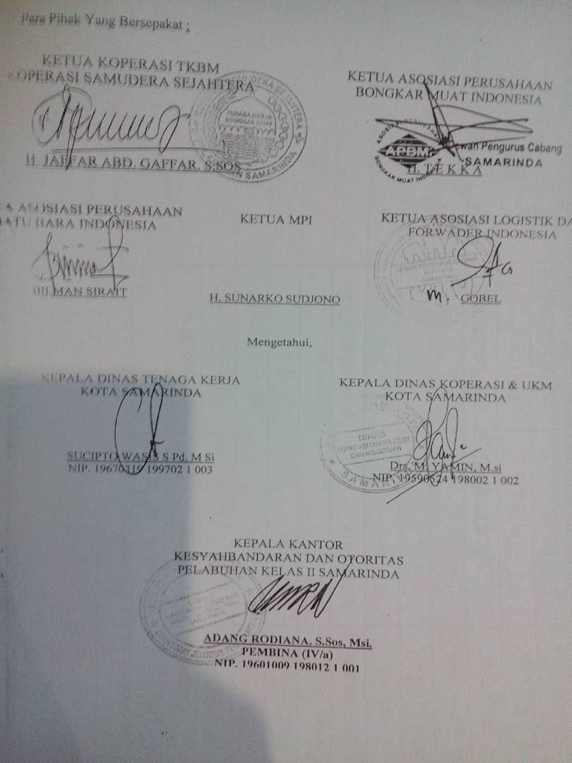 Tak Ada Pelayanan, Tapi Harus Bayar