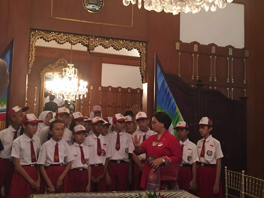 Menlu Retno