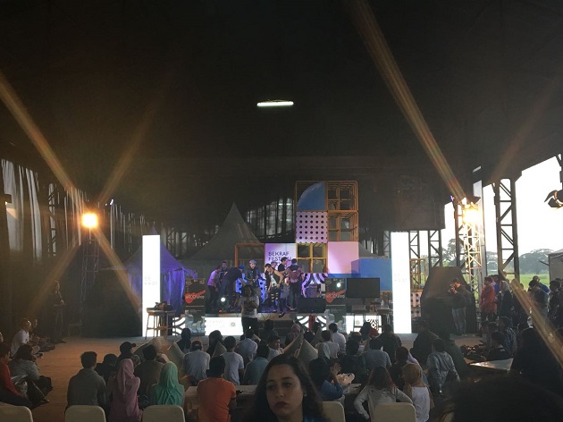 Delegasi BDF X Kagumi Produk Kreatif Pemuda RI di Bandung