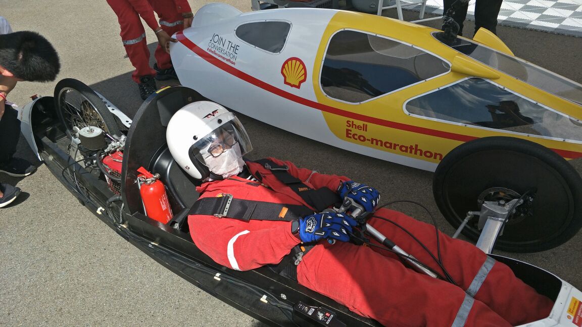 Menjajal Mobil Prototype Shell Eco-Marathon