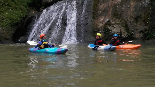 <i>Kayaking,</i> Gaya Traveling Antimainstream