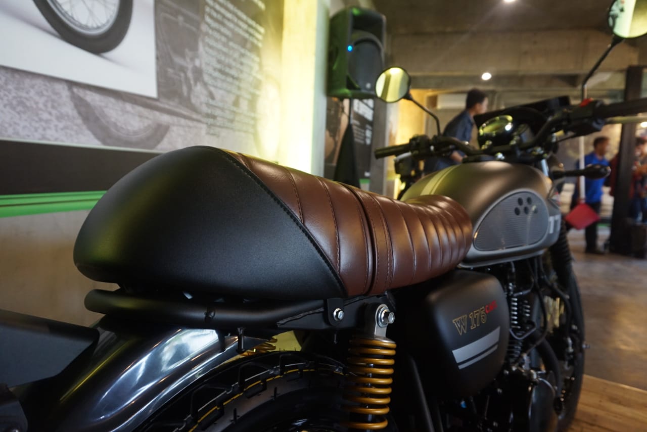 Evolusi Kawasaki W175 jadi Cafe Racer
